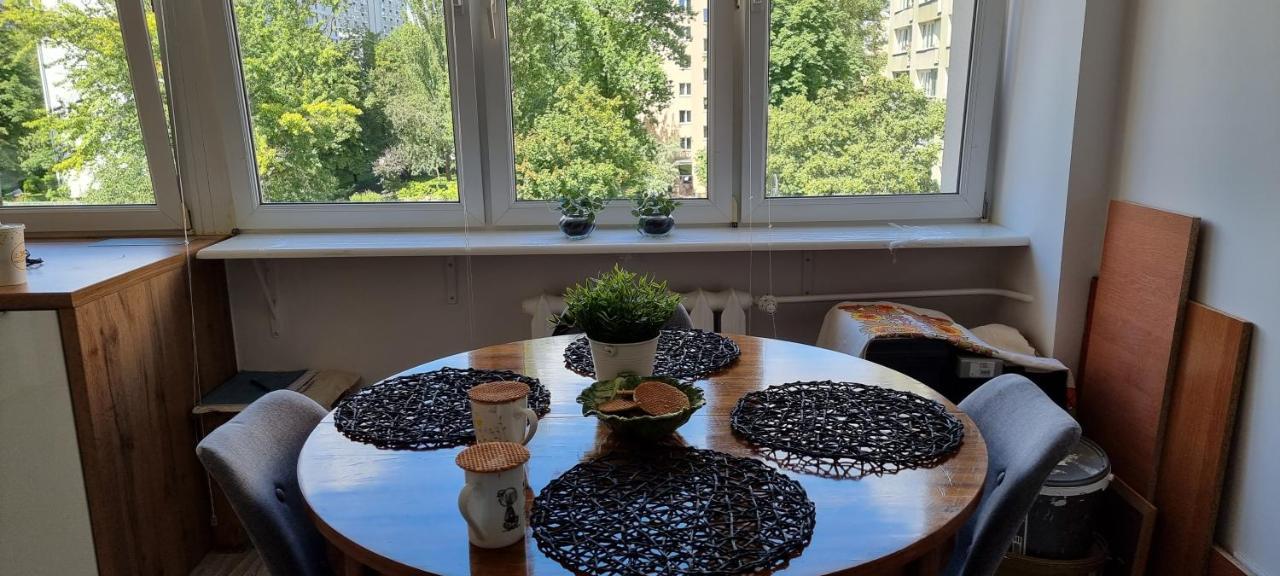 Przytulnie W Samym Centrum Warszawy Varsavia Esterno foto